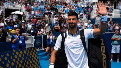Federers SABR gegen Djokovics Antwort: Roddick fällt sein Urteil
