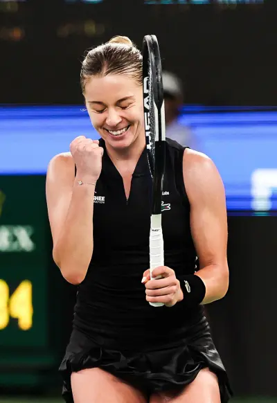 Maja Chwalinska dreht Finale in Wuhan und gewinnt ihren ersten Titel