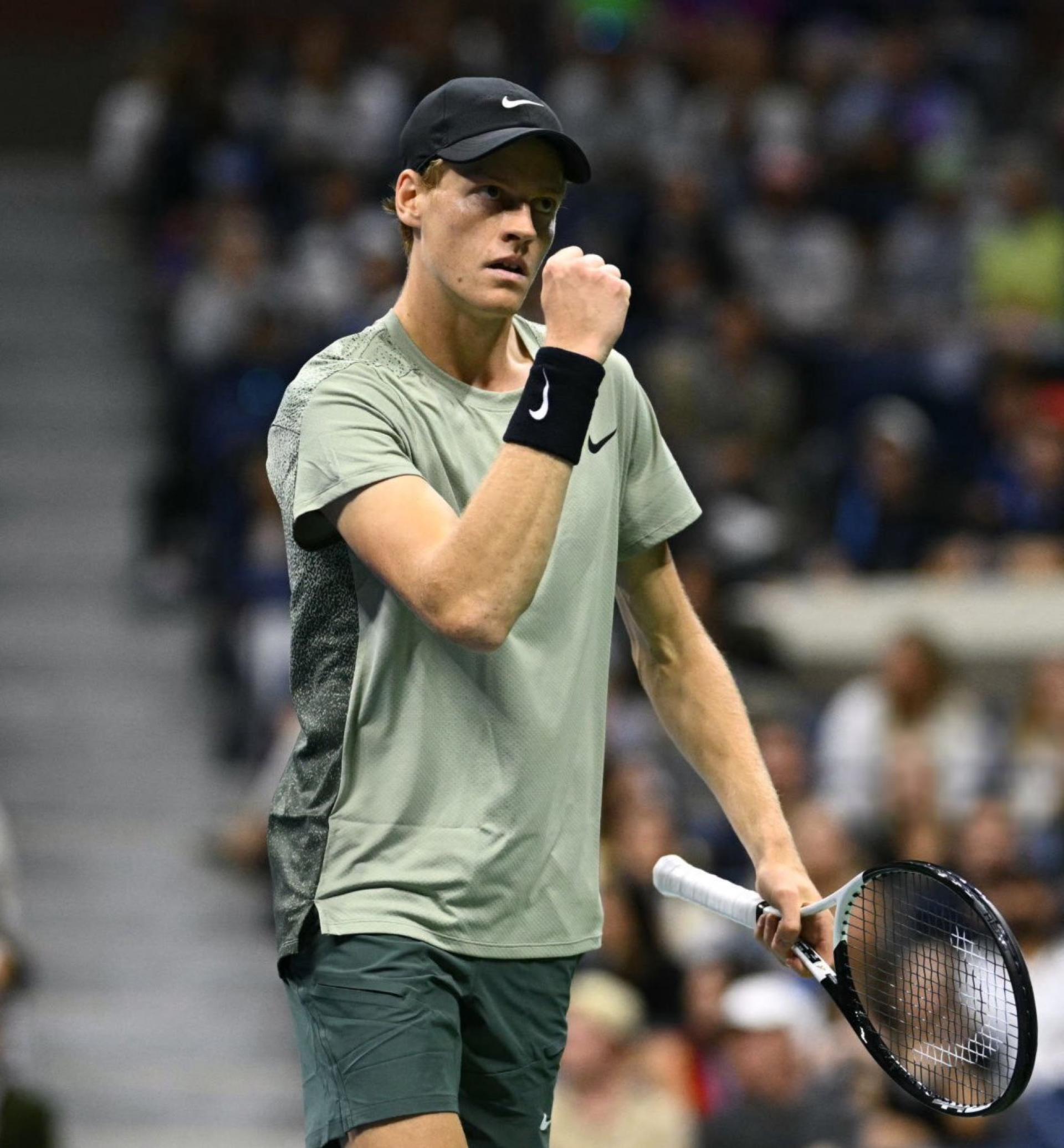 Sinner überwindet schwachen Start und zieht ins US-Open-Viertelfinale ein