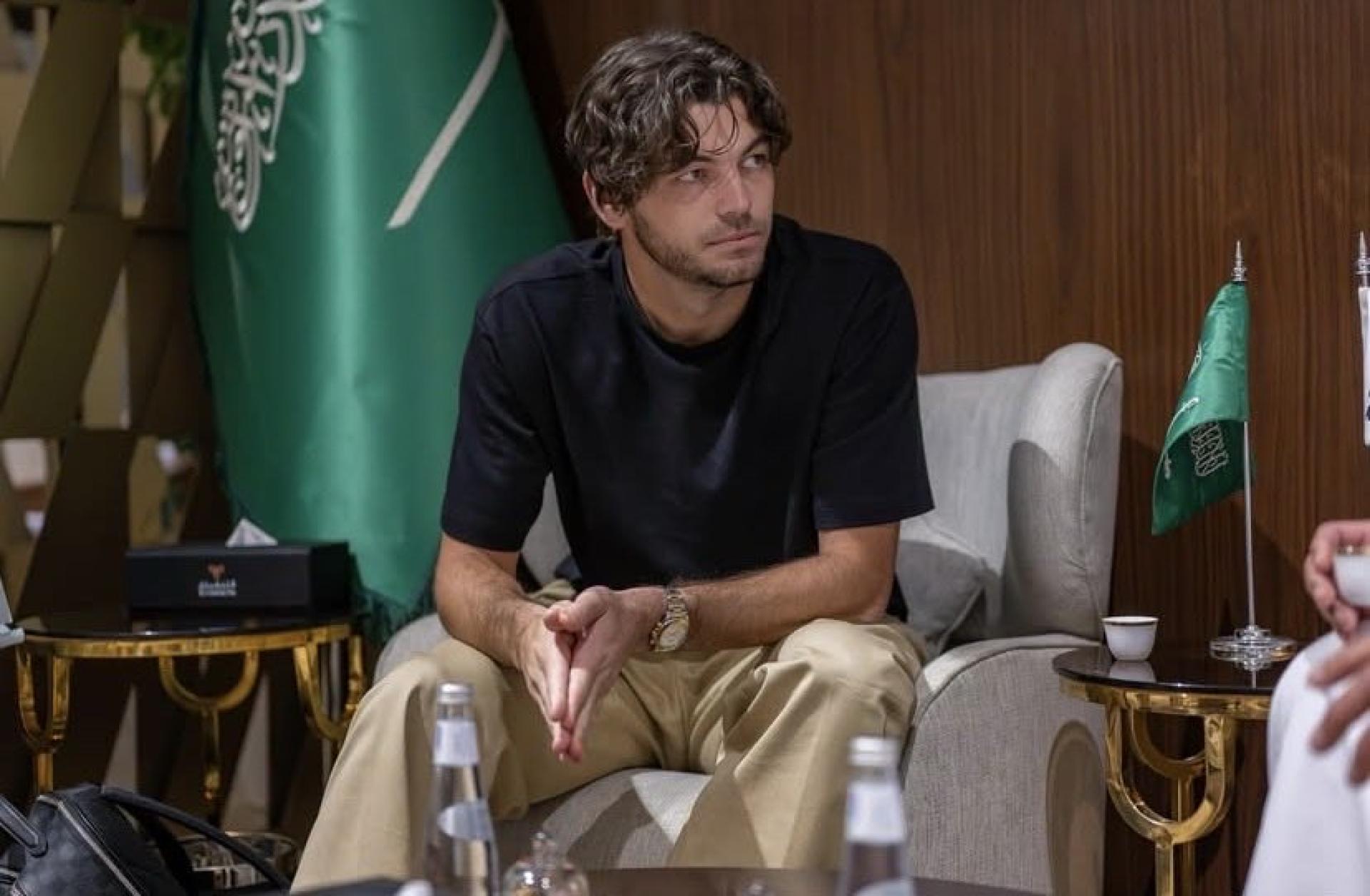Taylor Fritz rückt näher an Carlos Alcaraz heran