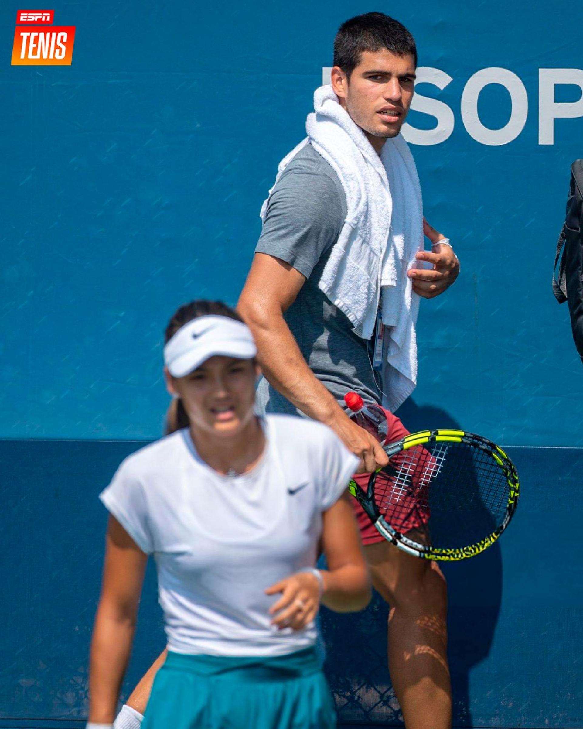 Alcaraz-und-Raducanu-er-ffnen-den-Exhibition-Winter-in-den-USA