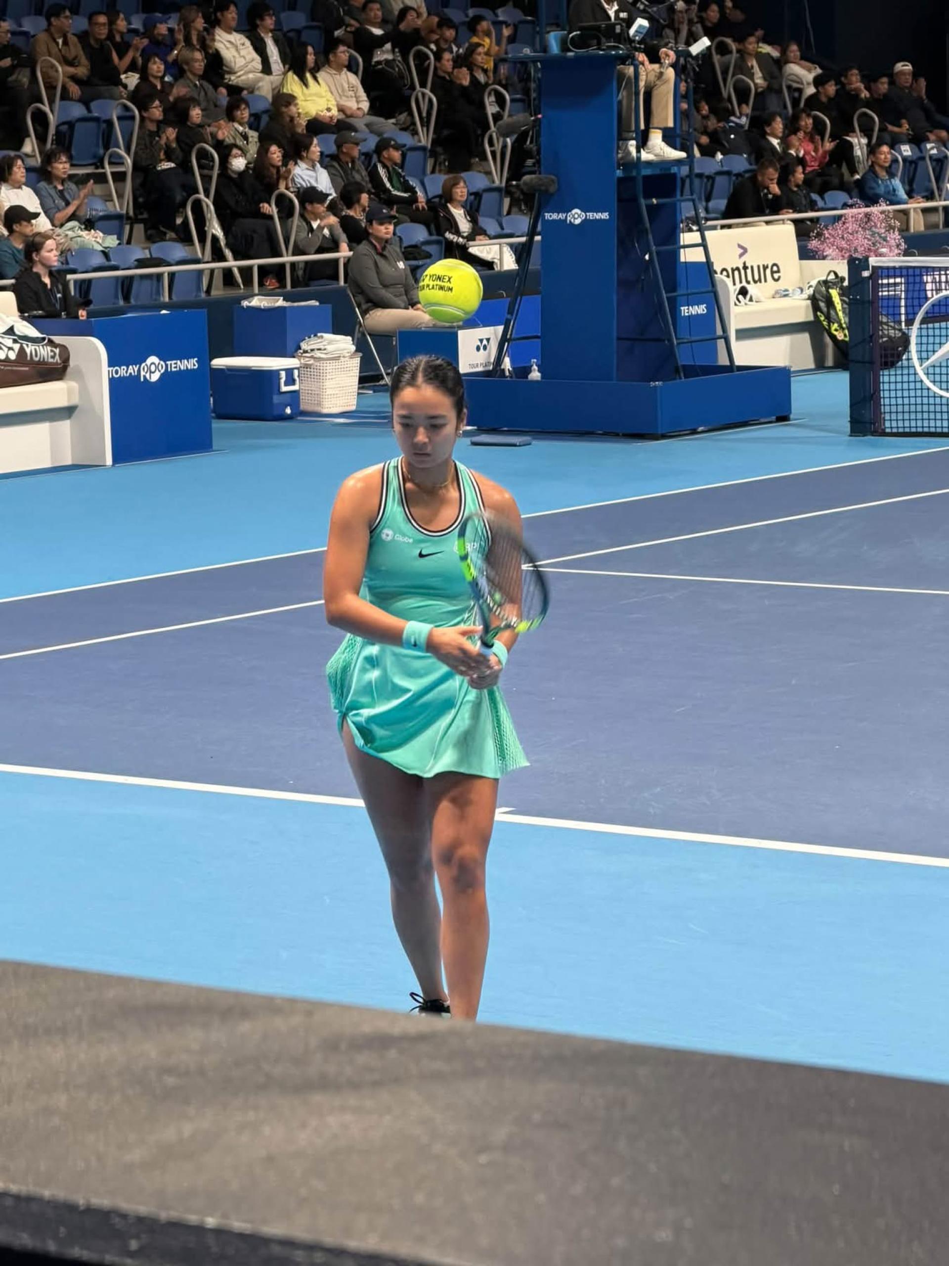 Alex Eala gewinnt in Tokio mit konzentrierter Returnarbeit